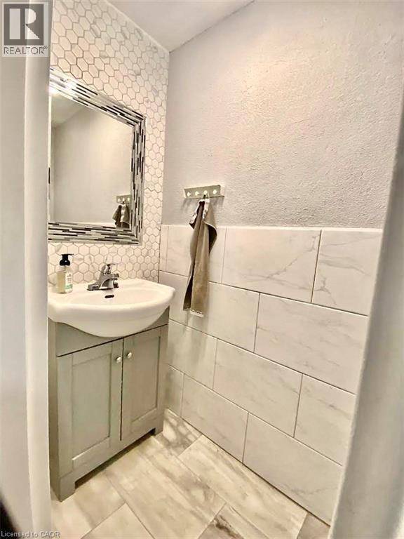 Hamilton, ON L8K6L7,11 HARRISFORD ST #98