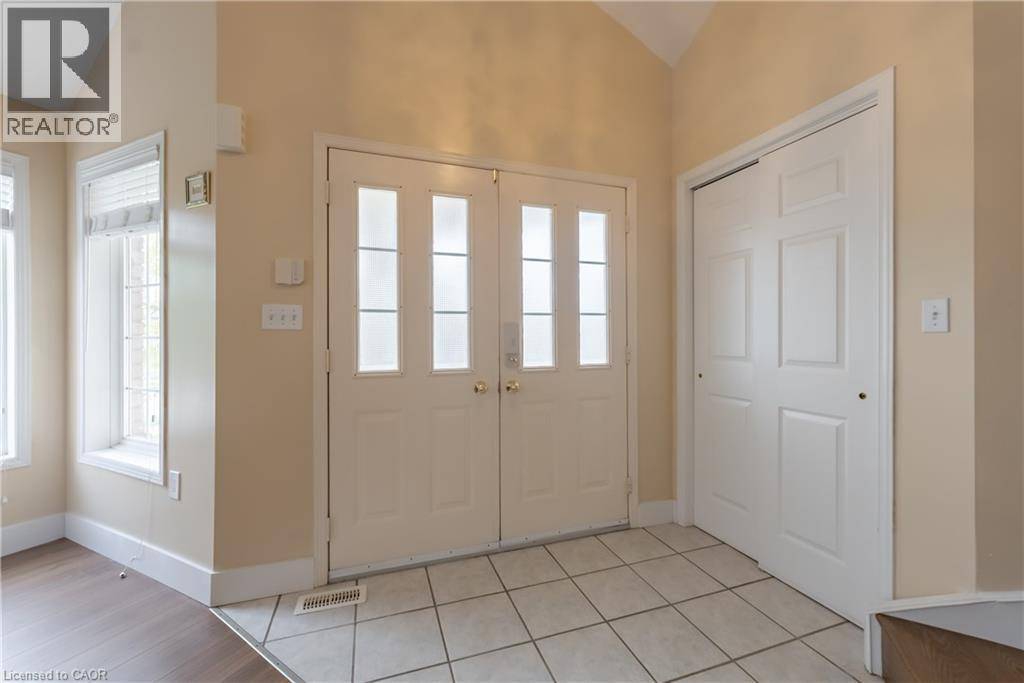 Hamilton, ON L9C7T3,263 HEPBURN Crescent