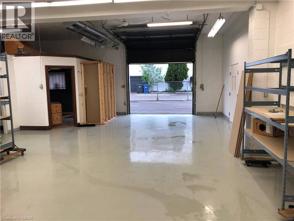 Burlington, ON L7P1A6,2483 INDUSTRIAL ST #2