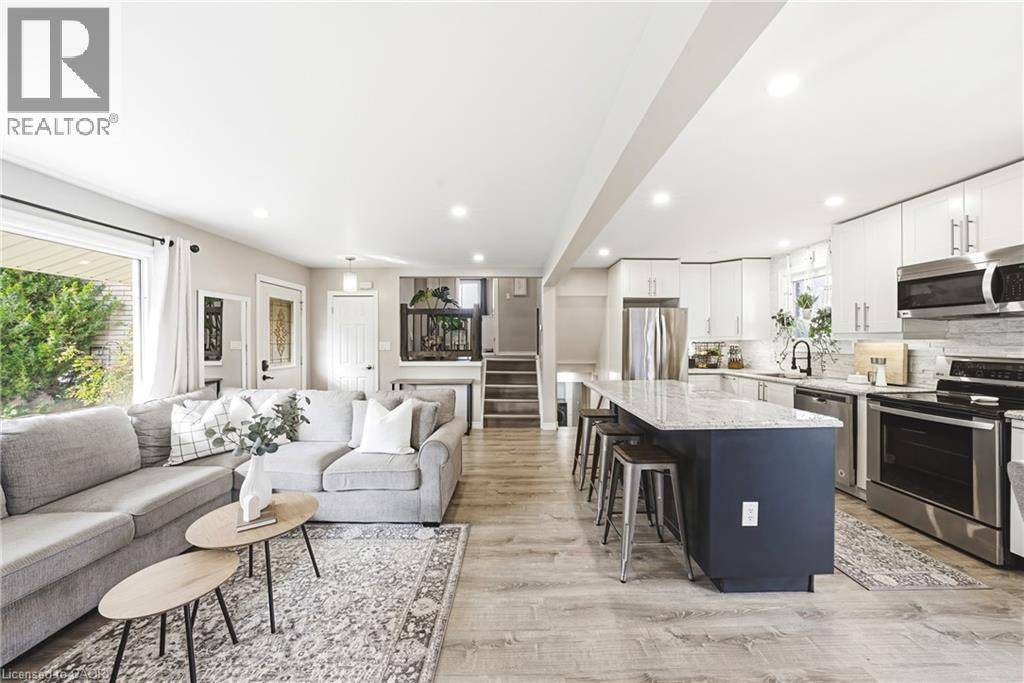 Beamsville, ON L0R1B7,4117 HIXON Street