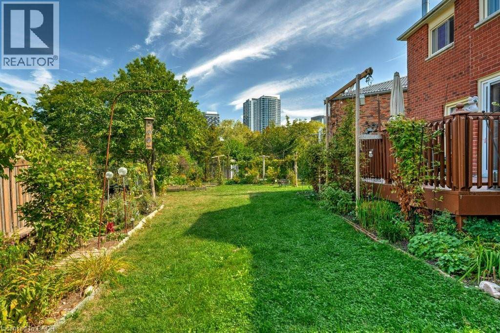 Mississauga, ON L5R2N6,5255 TAGISH Court