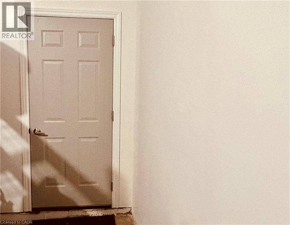 Mount Hope, ON L0R1W0,41 IDLEWILDE Lane