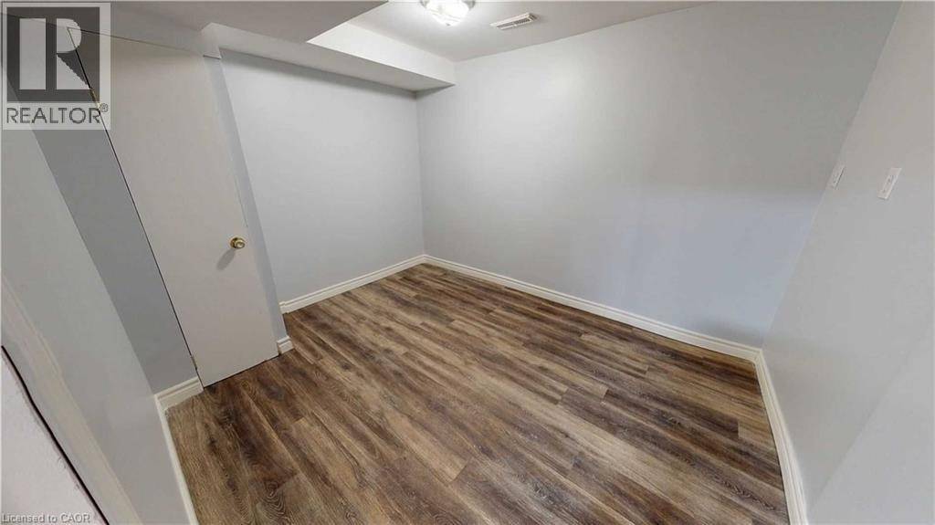 Kitchener, ON N2M5E5,51 PAULANDER DR #43