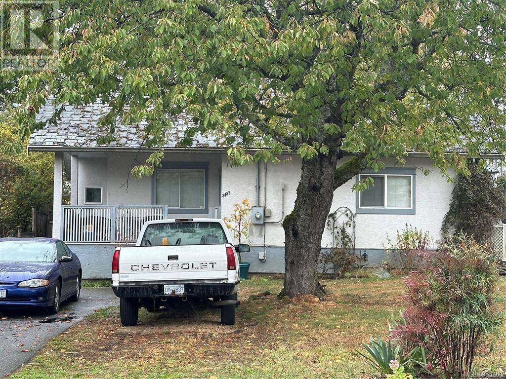 Saanich, BC V8X1W2,3482 Bethune Ave