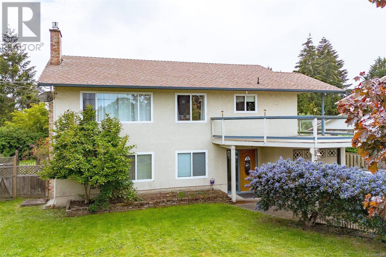 Langford, BC V9B3B5,723 Percy Pl