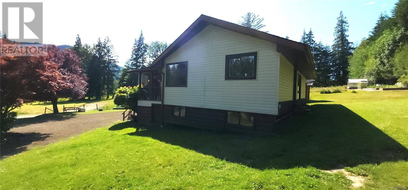 Sayward, BC V0P1R0,973 Island Hwy