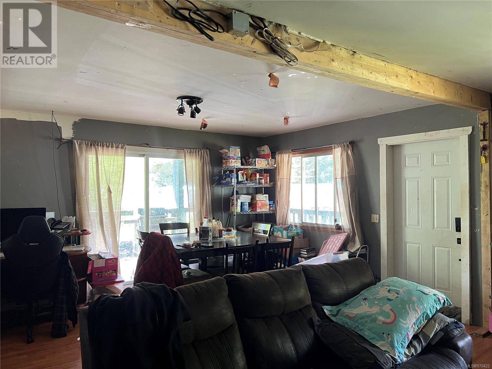 Zeballos, BC V0P2A0,619 Keno Cres