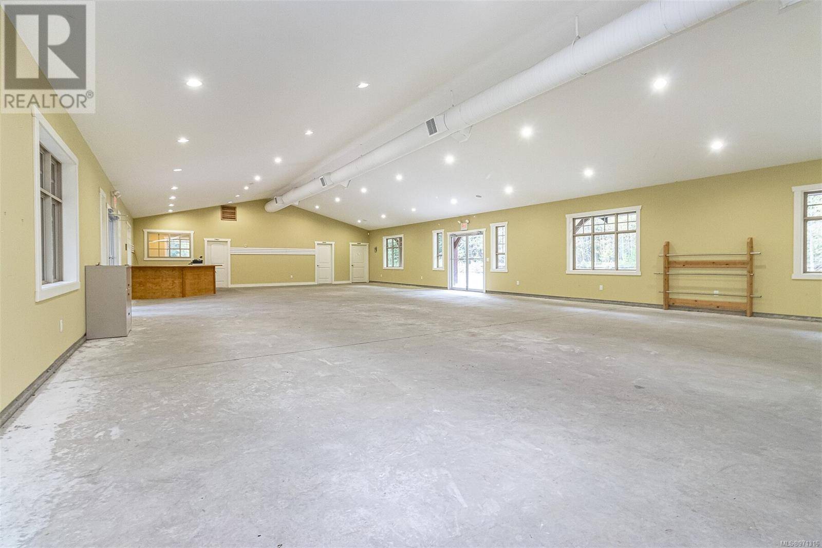 Qualicum Beach, BC V9K1R3,230 Rupert Rd E