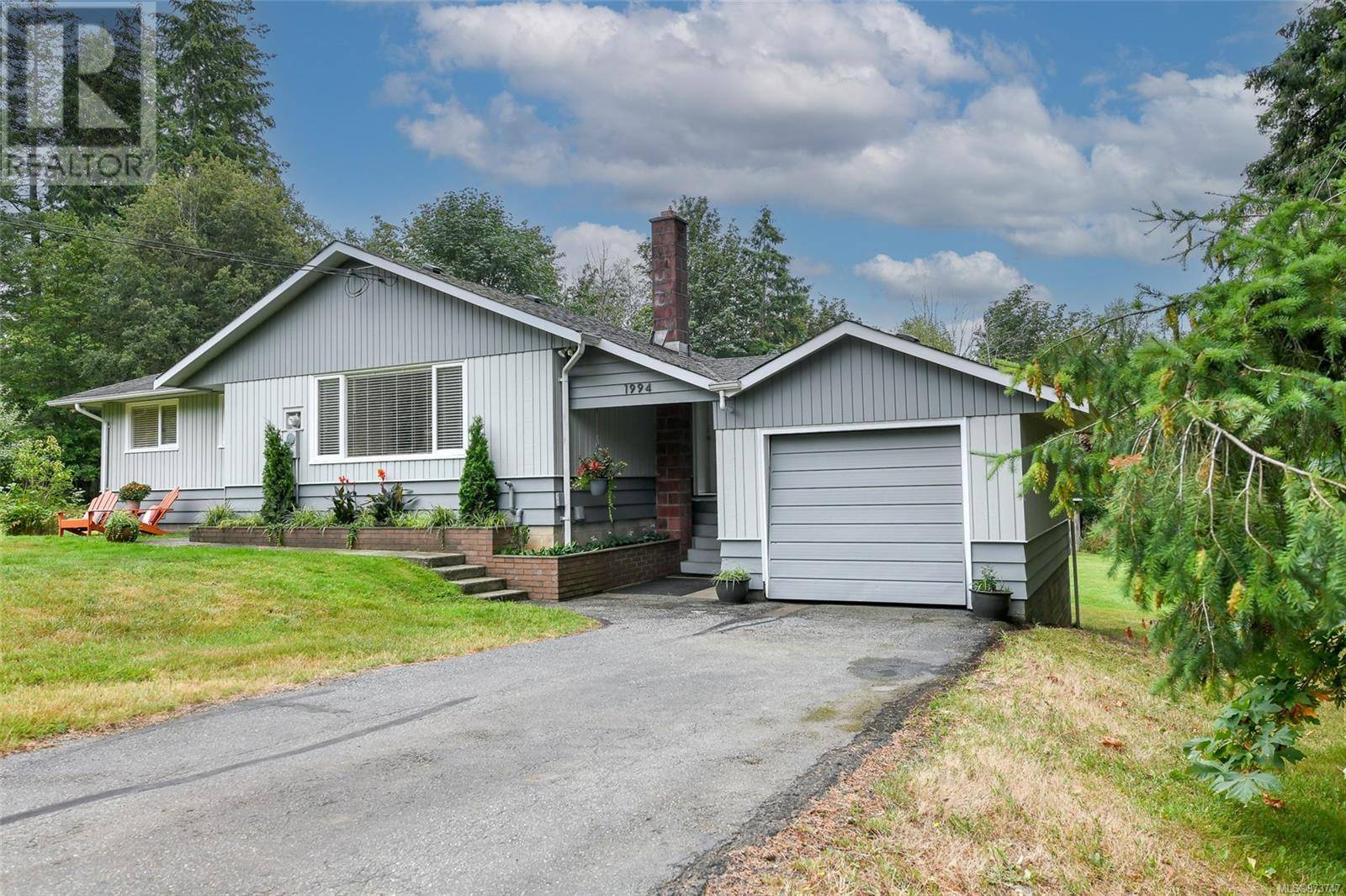 Black Creek, BC V9J1G4,1994 Kelland Rd