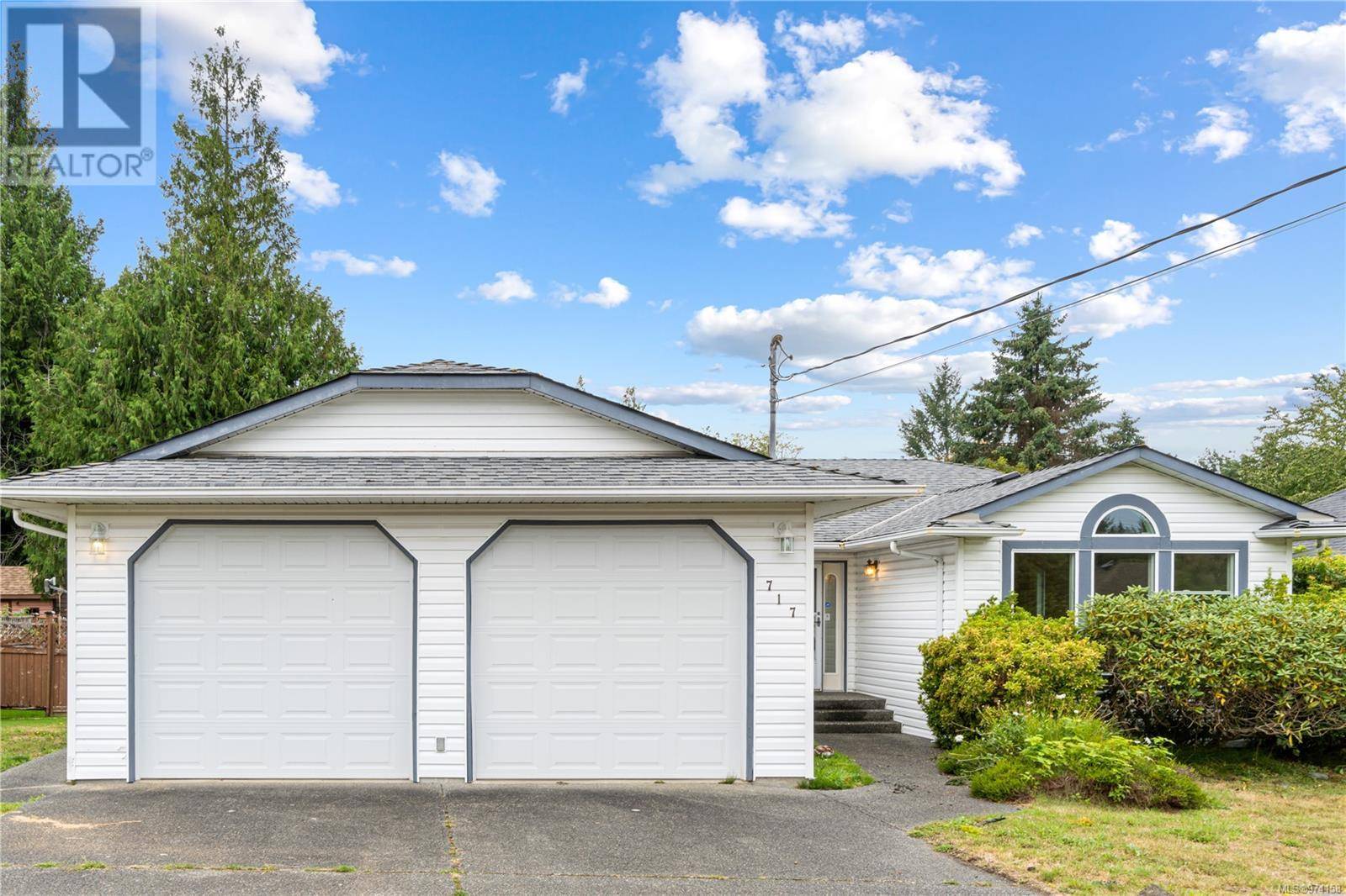 Qualicum Beach, BC V9K1K4,717 Arbutus St