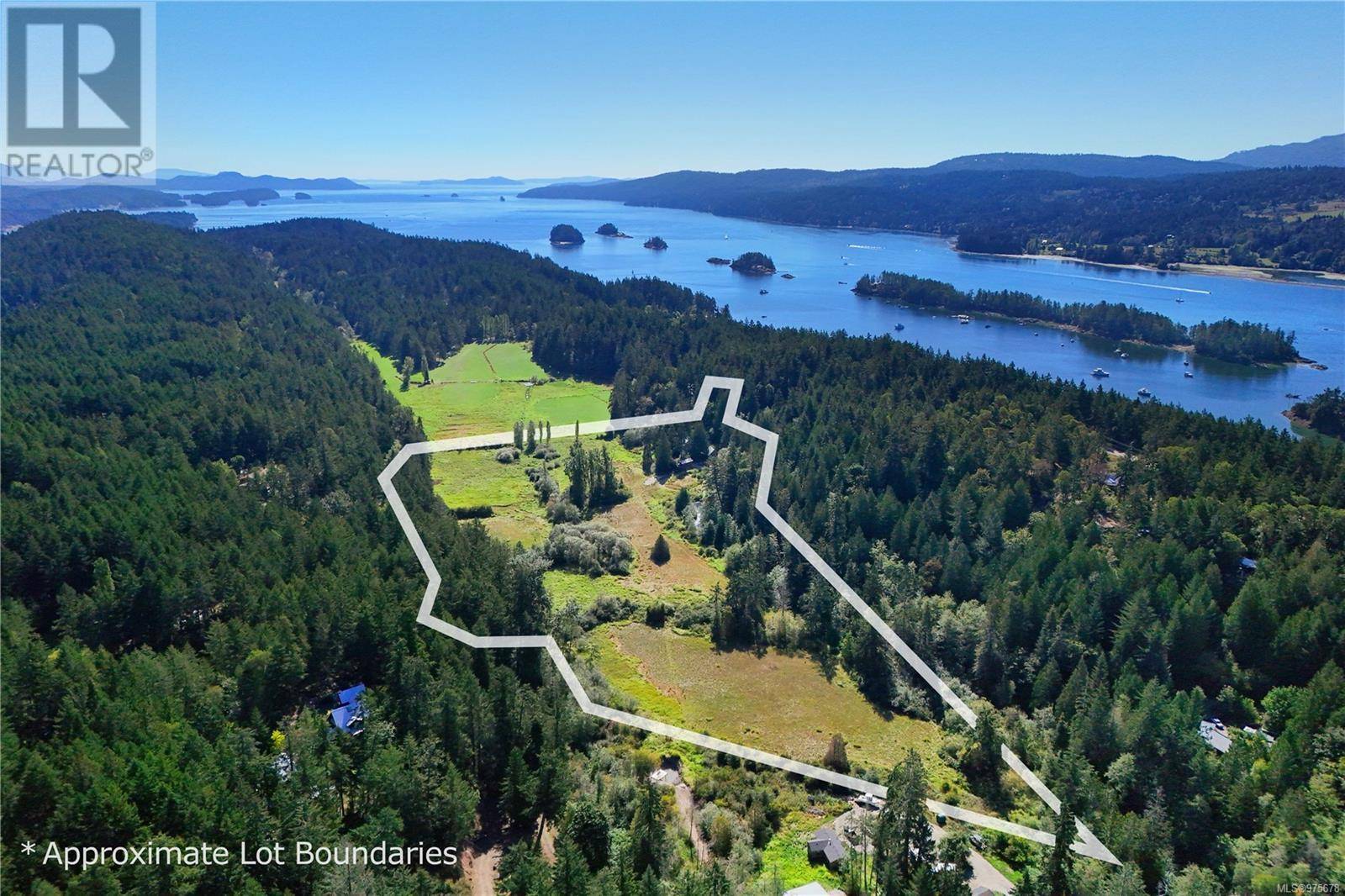 Salt Spring, BC V8K2M1,121 Peregrine Way