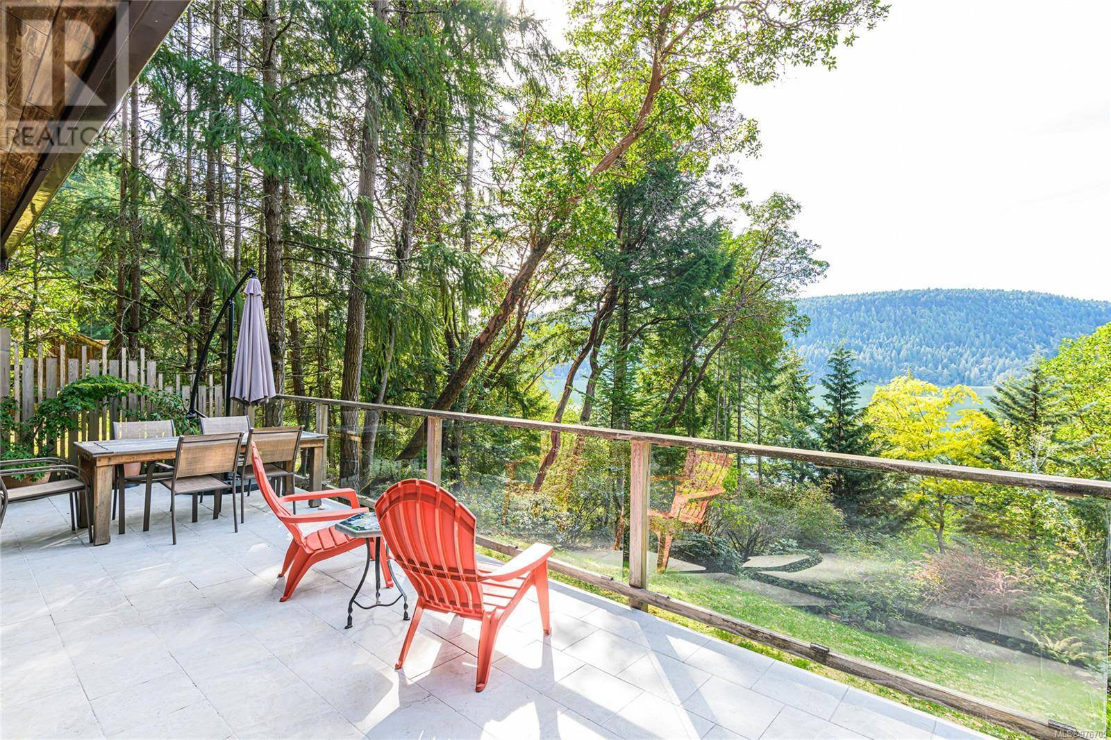 Salt Spring, BC V8K1M6,117 Fairway Dr