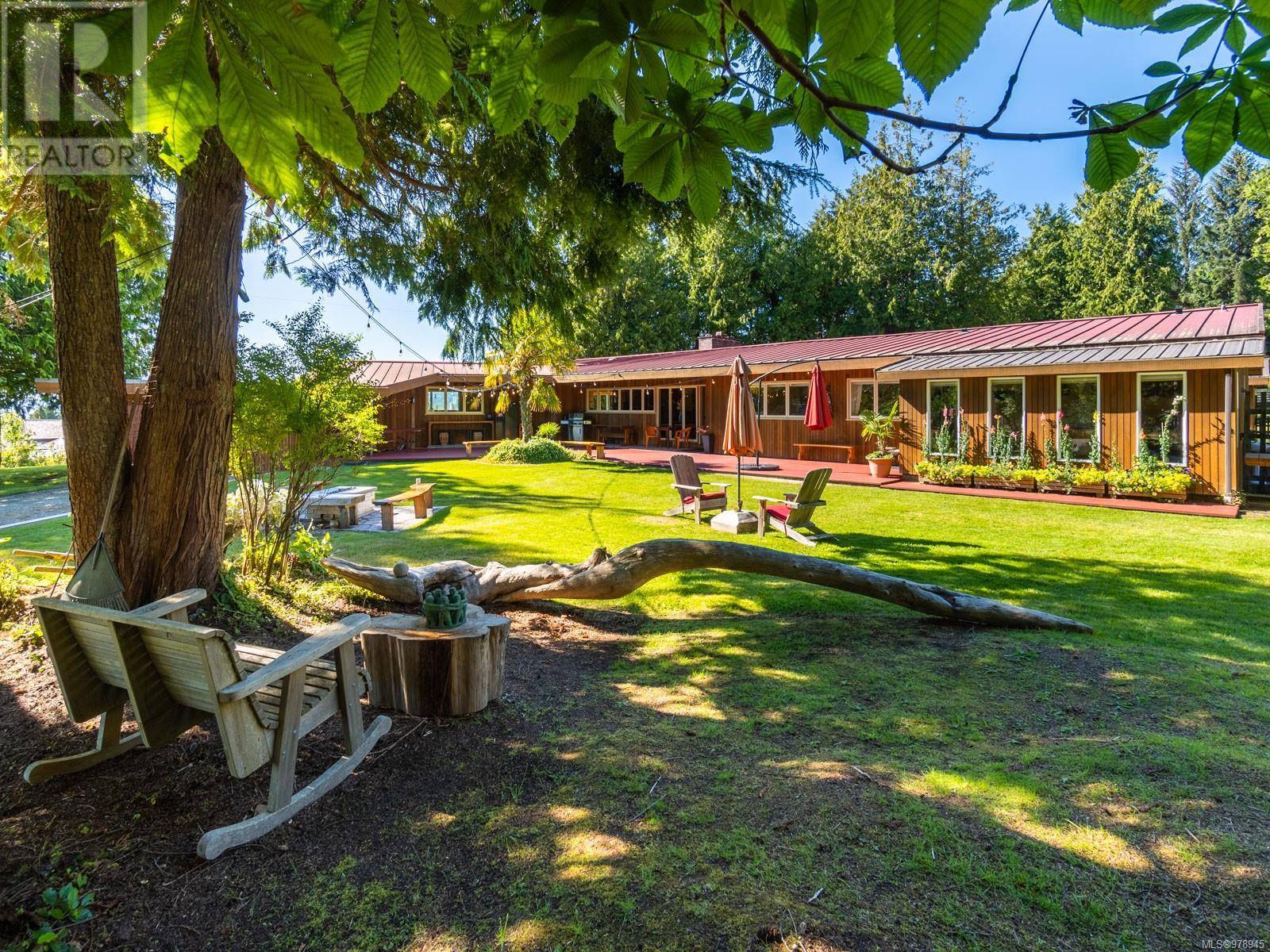 Sointula, BC V0N3E0,410 17th Ave