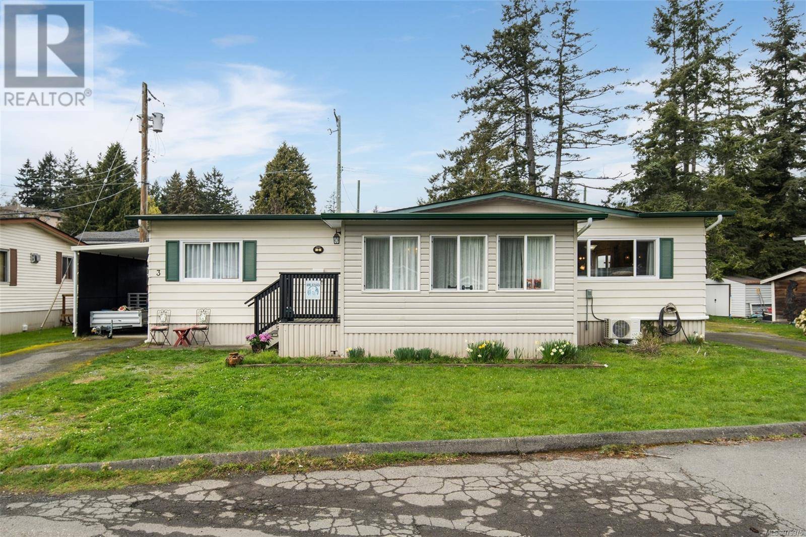 Langford, BC V9B3L2,2607 Selwyn RD #3