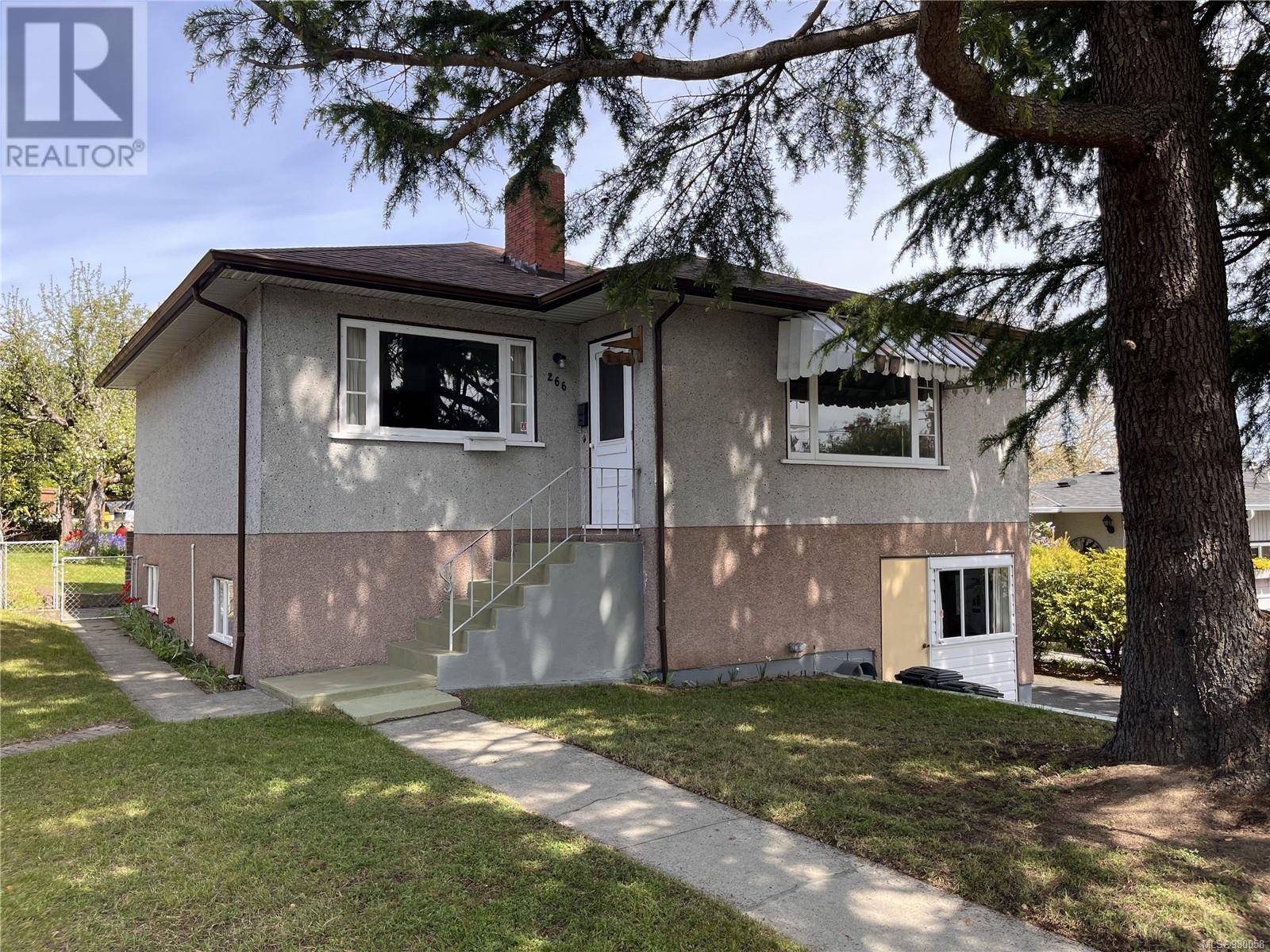 Saanich, BC V8Z1K3,266 Sims Ave