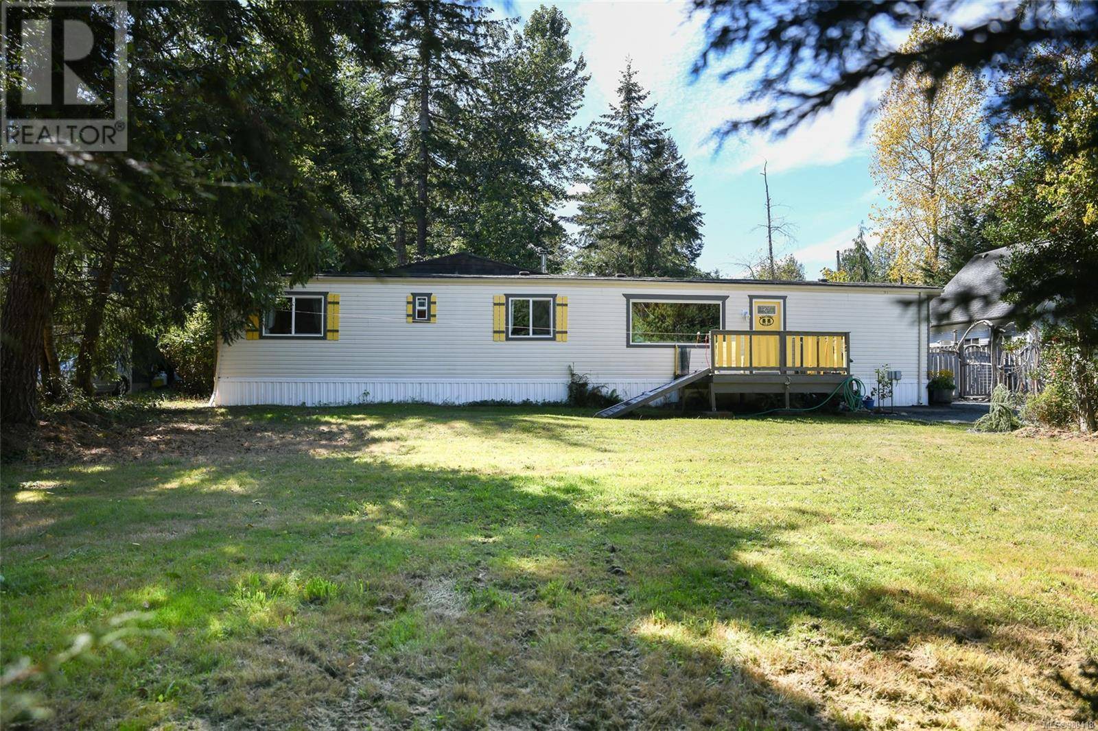 Courtenay, BC V9J1X3,5655 Bates Rd