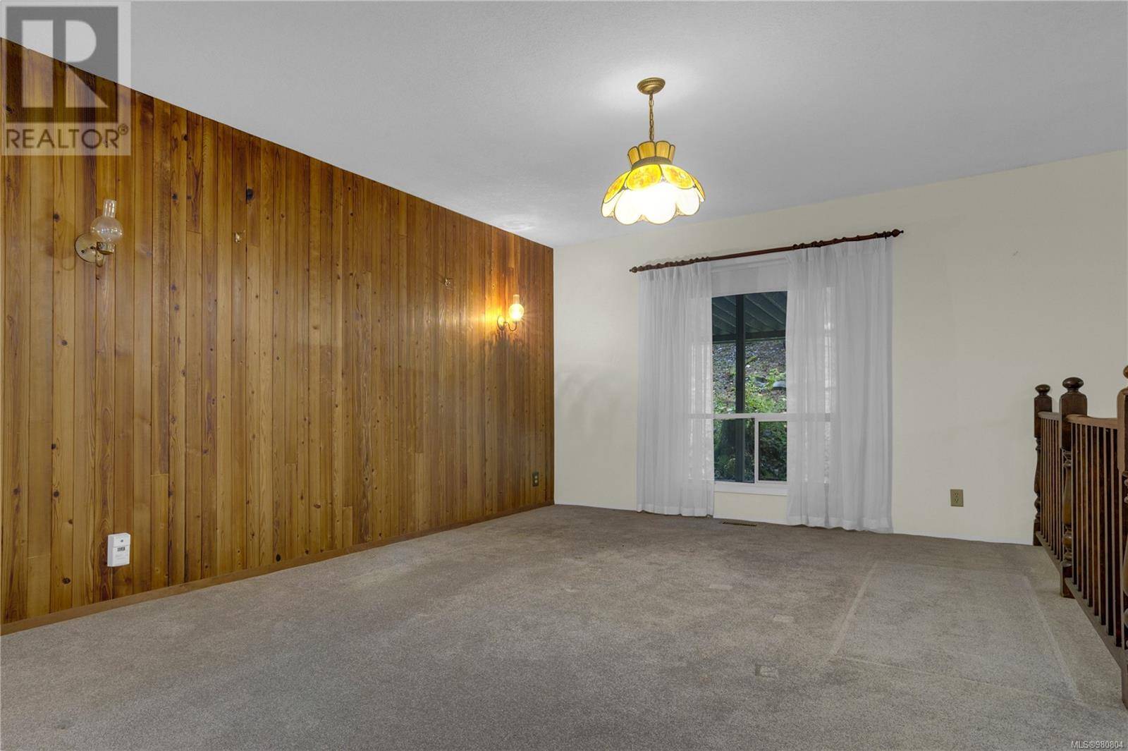 Lantzville, BC V0R2H0,6513 Phantom Rd