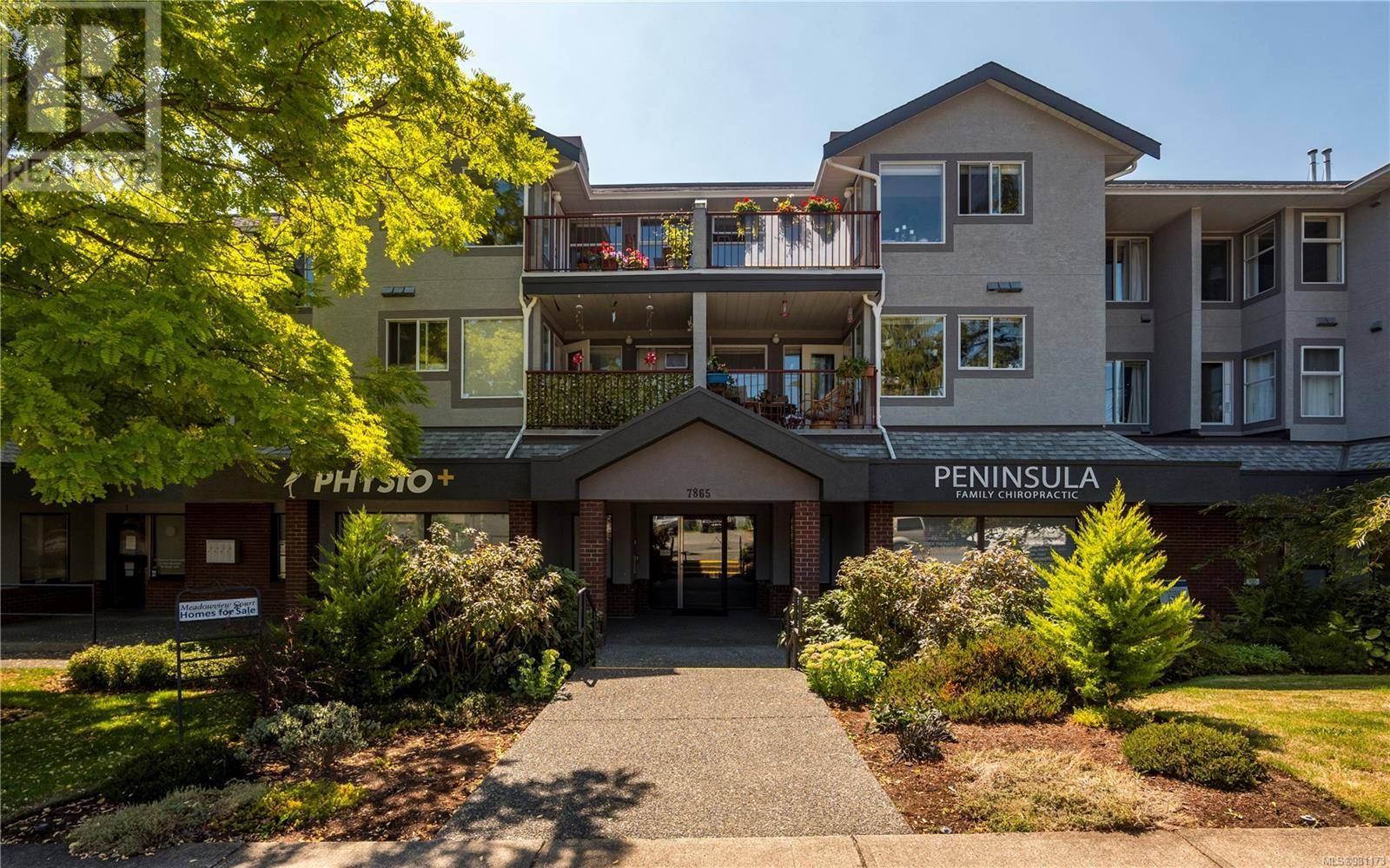 Central Saanich, BC V8M2C7,7865 Patterson RD #307