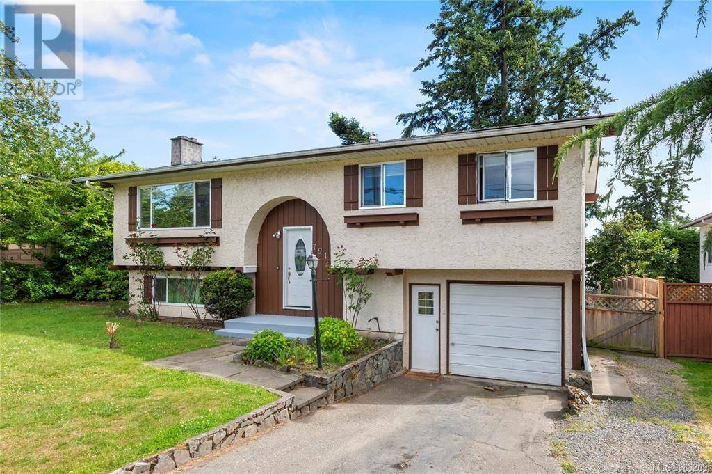 Saanich, BC V8Z6B2,791 Mann Ave