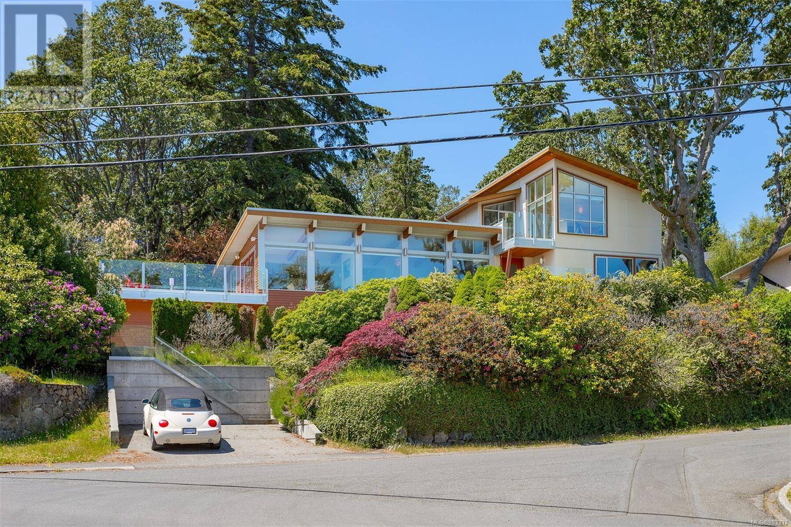 Saanich, BC V8P3G1,2597 Vista Bay Rd