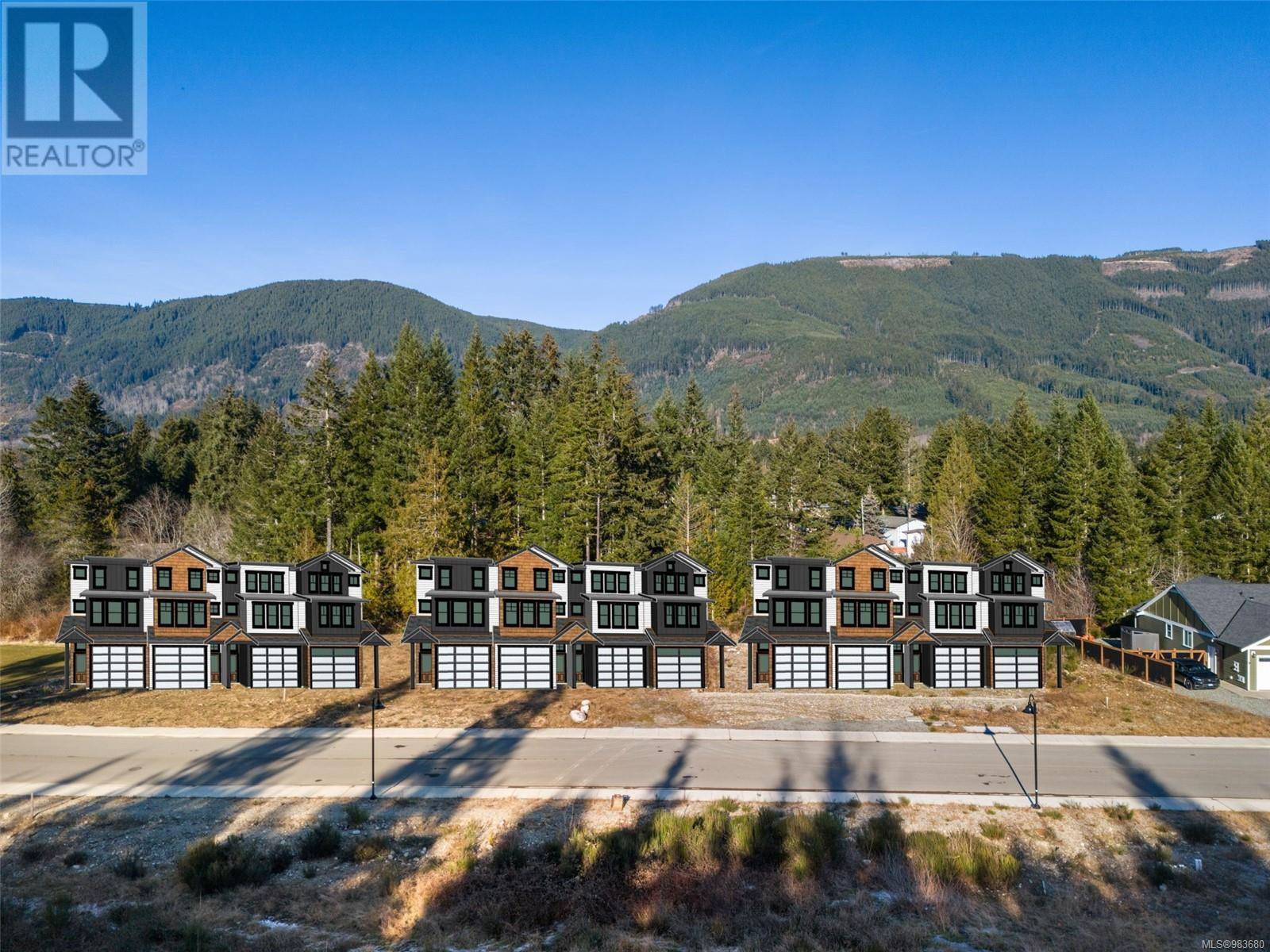 Lake Cowichan, BC V0R2G0,118 Edgewood Dr