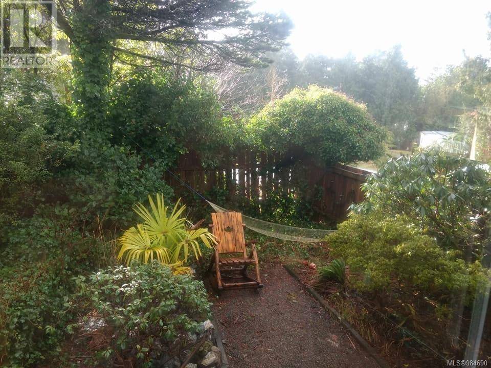 Ucluelet, BC V0R3A0,440 Orca Cres