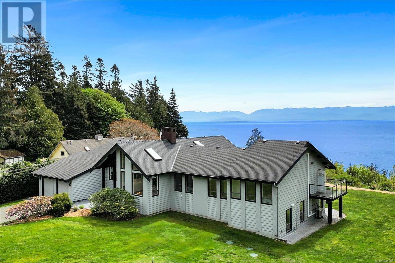 Sooke, BC V9Z1G3,9227 Invermuir Rd