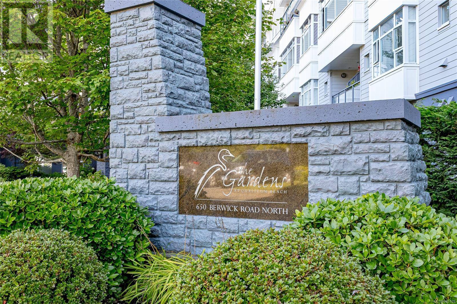 Qualicum Beach, BC V9K2T8,650 Berwick RD #405