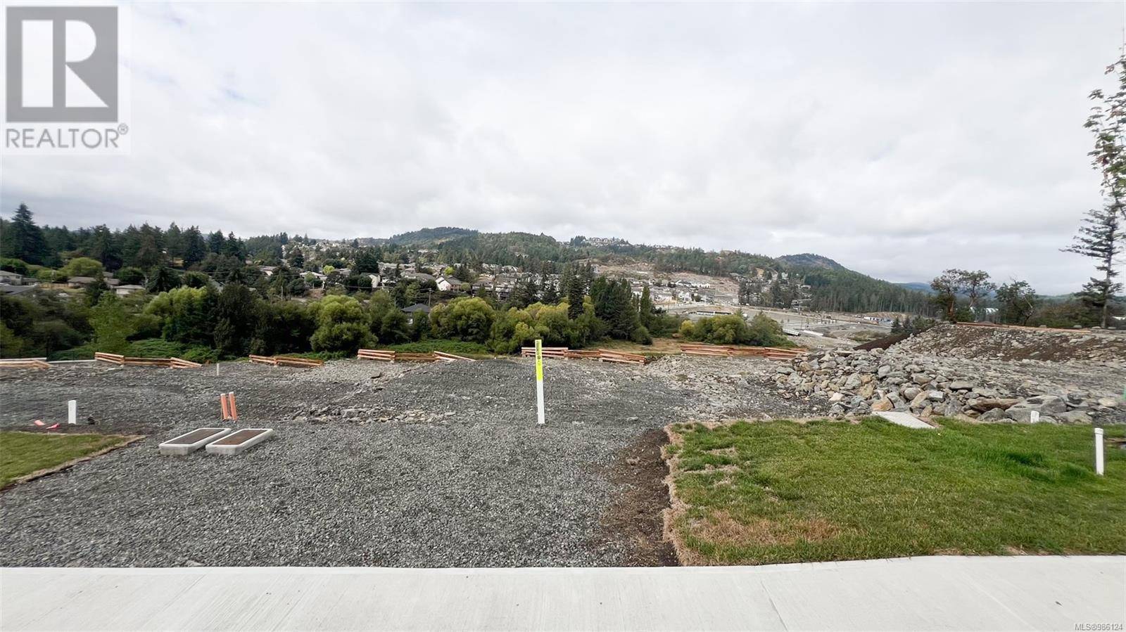 Langford, BC V9B6C6,635 Madrona Ridge