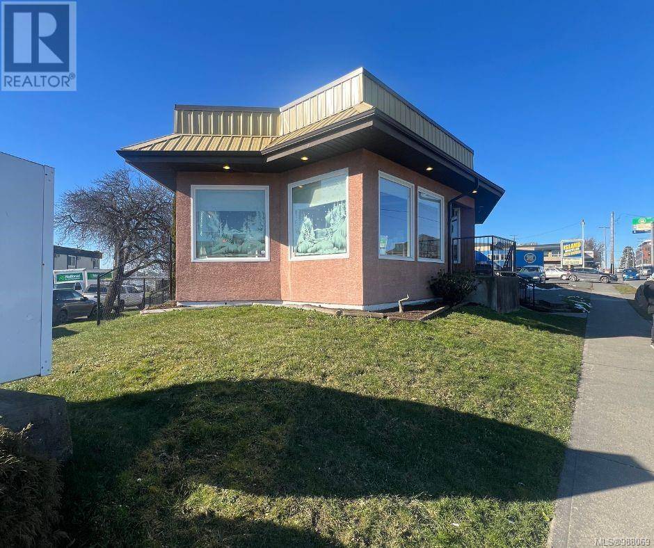 Victoria, BC V8T2X9,691 Burnside Rd E