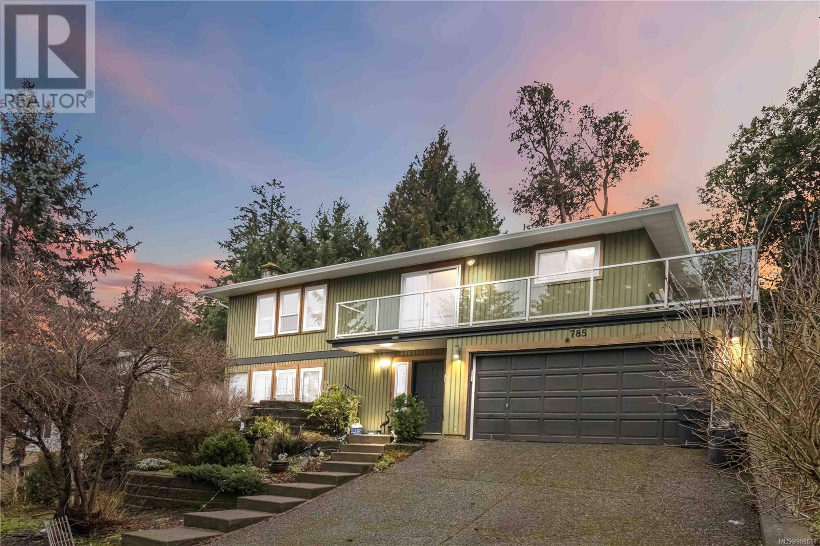 Colwood, BC V9B5N7,785 Cecil Blogg Dr