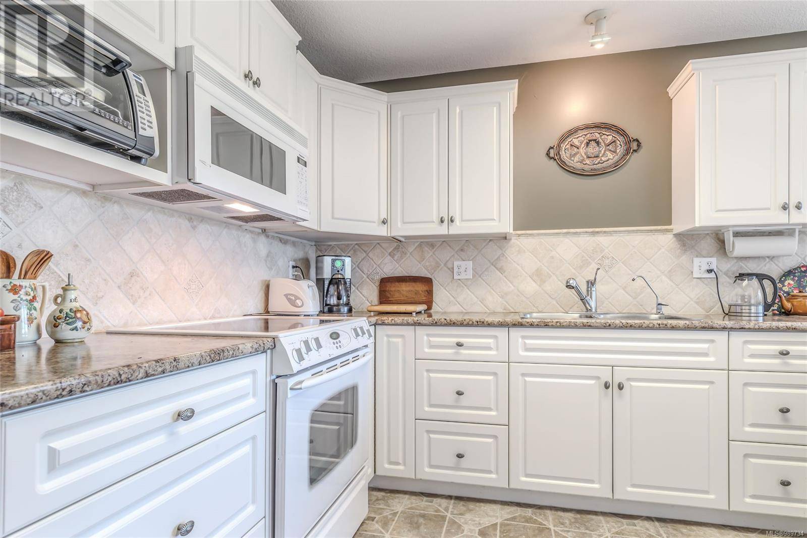 Nanoose Bay, BC V9P9J5,2663 Andover Rd