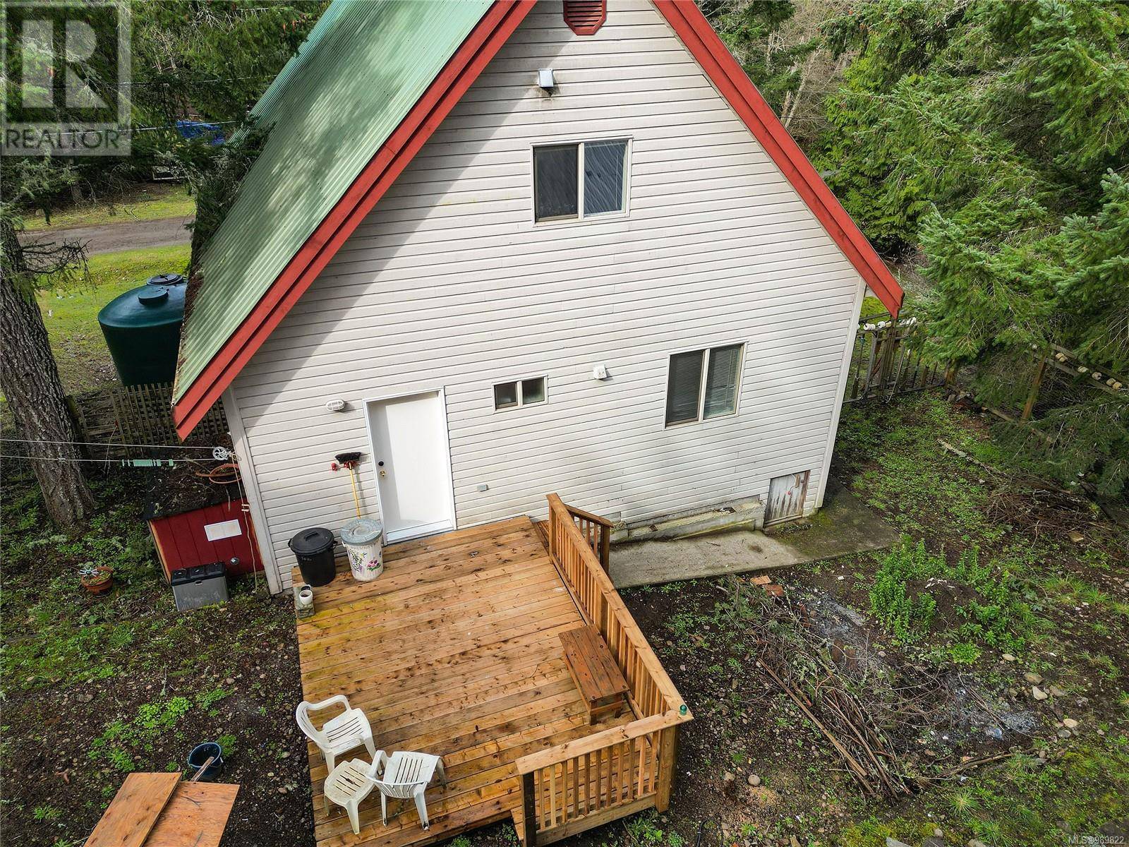 Mayne Island, BC V0N2J1,702 Charter Rd