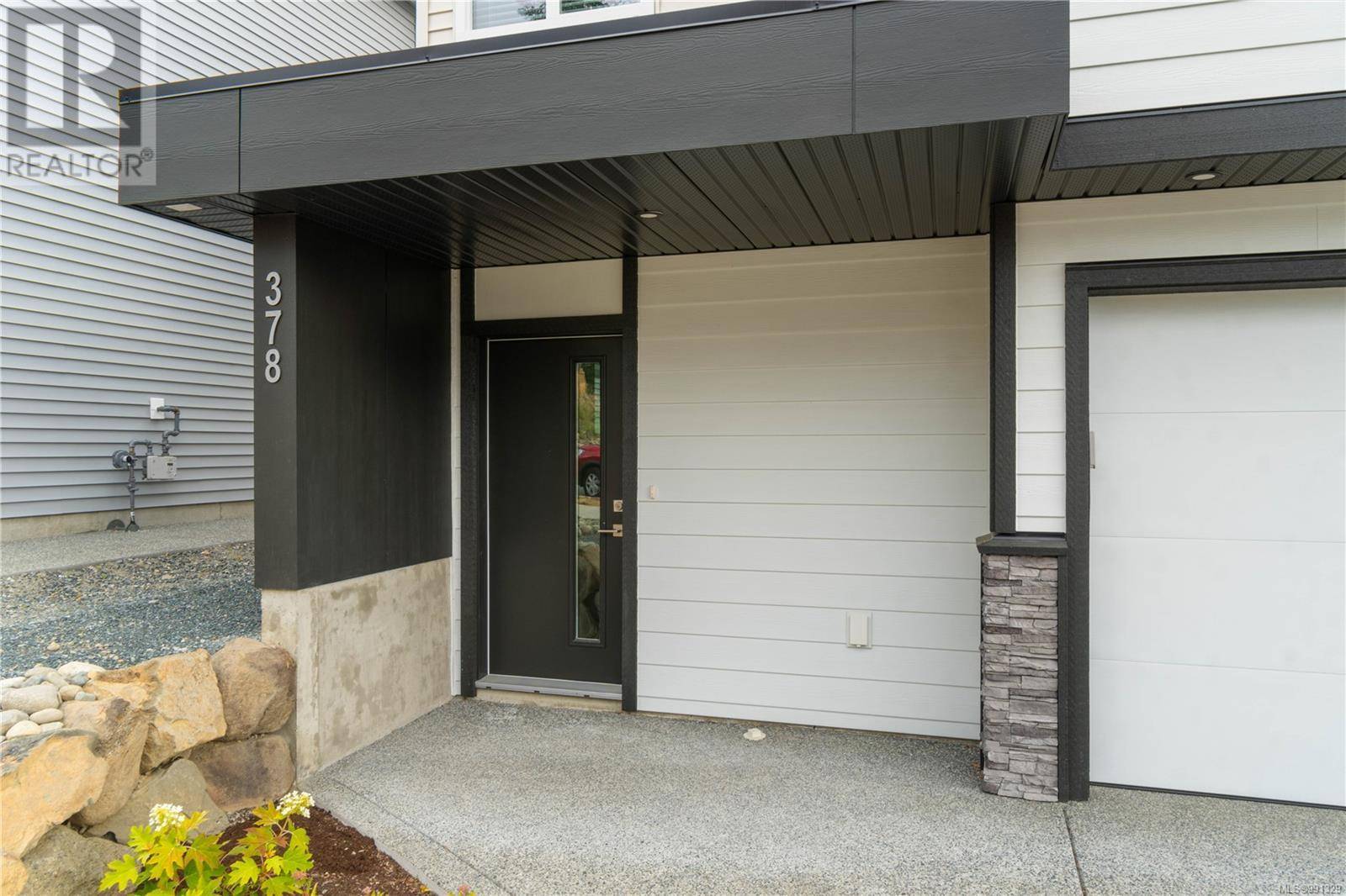 Nanaimo, BC V9R0L9,378 Avaani Way