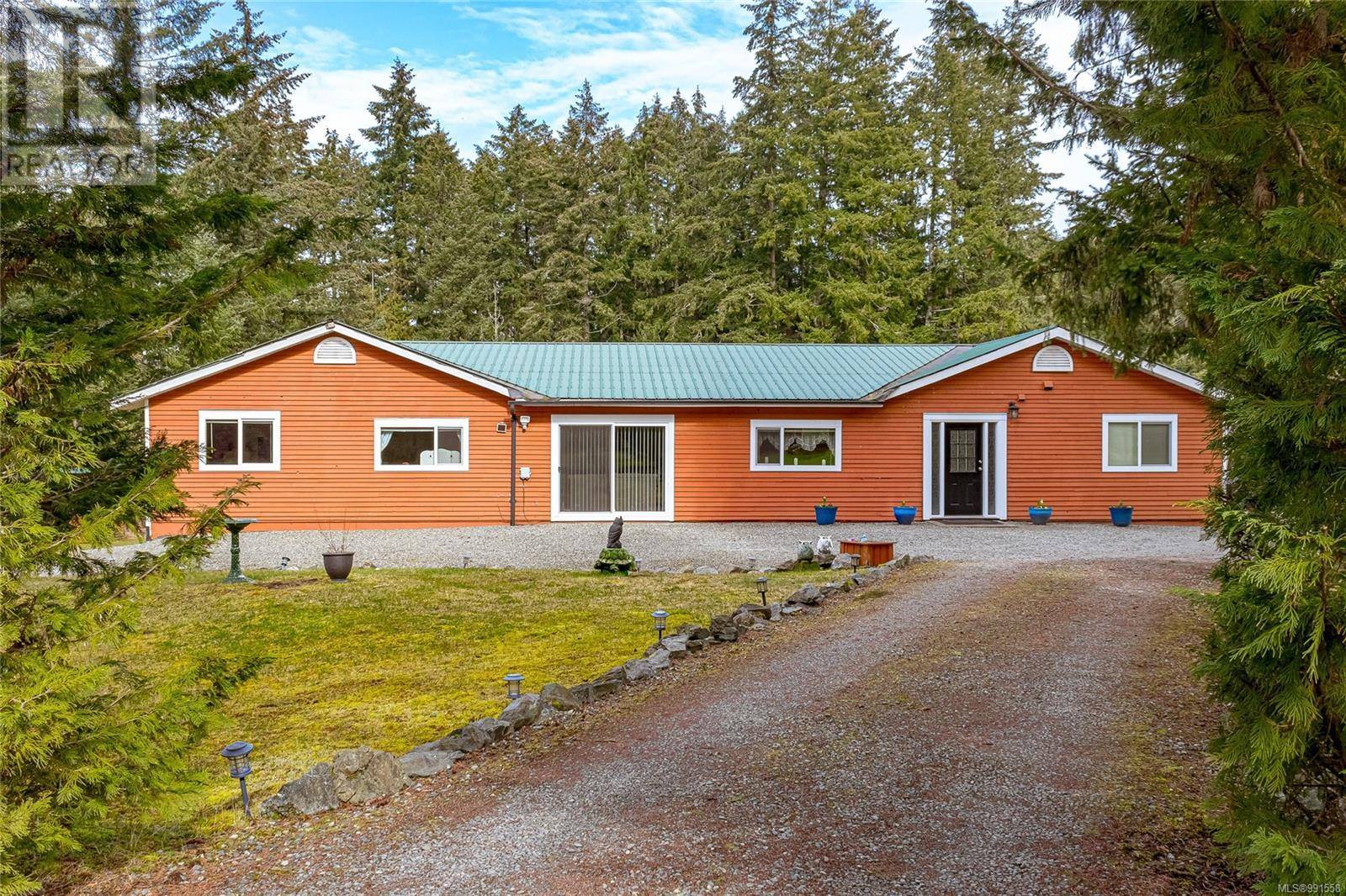 Hilliers, BC V9K1X5,3341 Slaney Rd