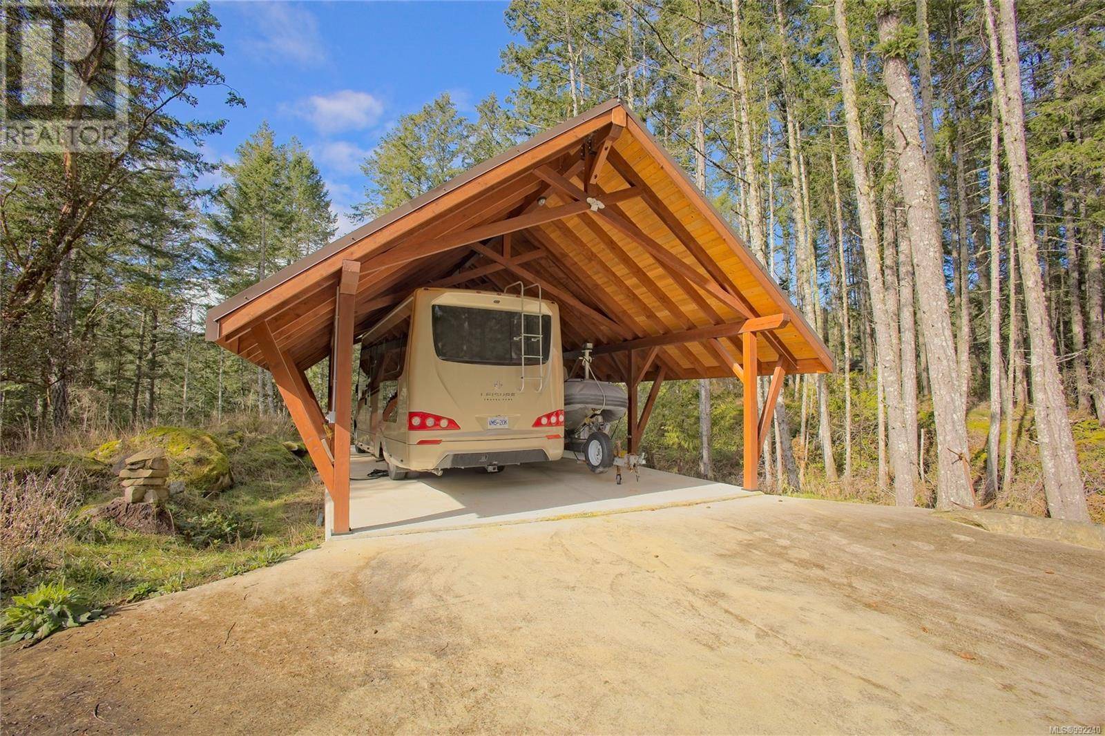 Salt Spring, BC V8K1R5,119 Russell Rd
