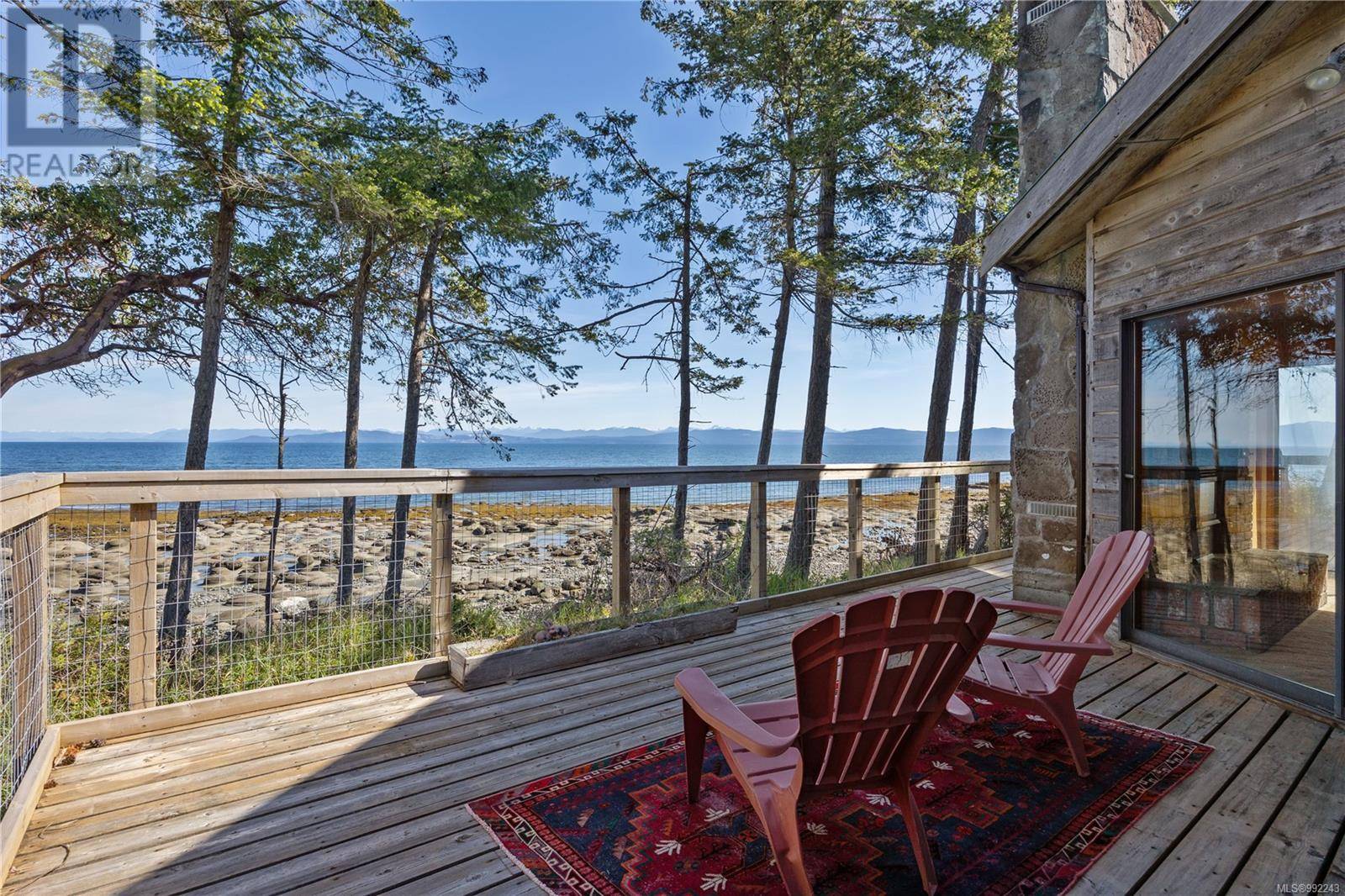 Hornby Island, BC V0R1Z0,6055 MacLean Rd