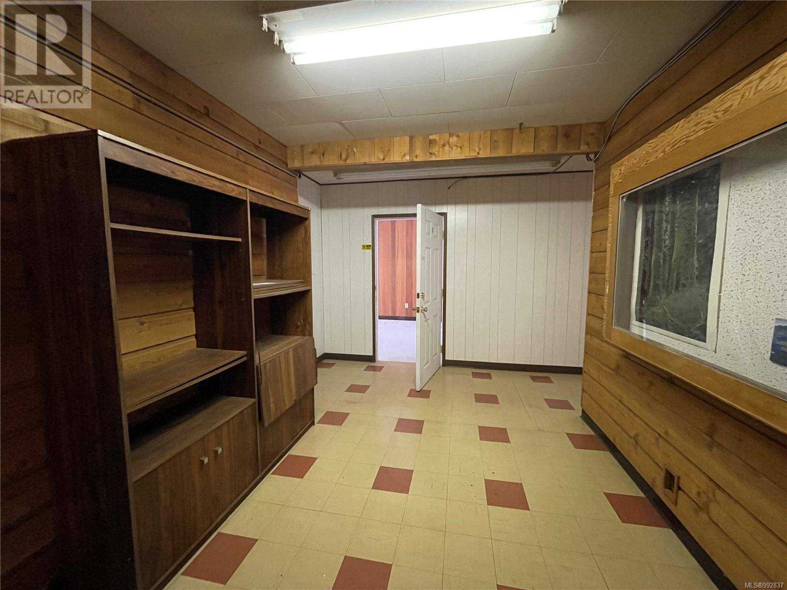 Port Alberni, BC V9Y5M3,4770 Johnston RD #C