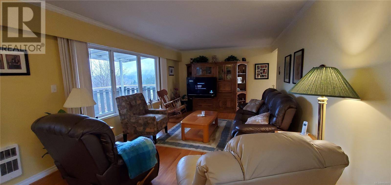 Gold River, BC V0P1G0,392 Chamiss Cres