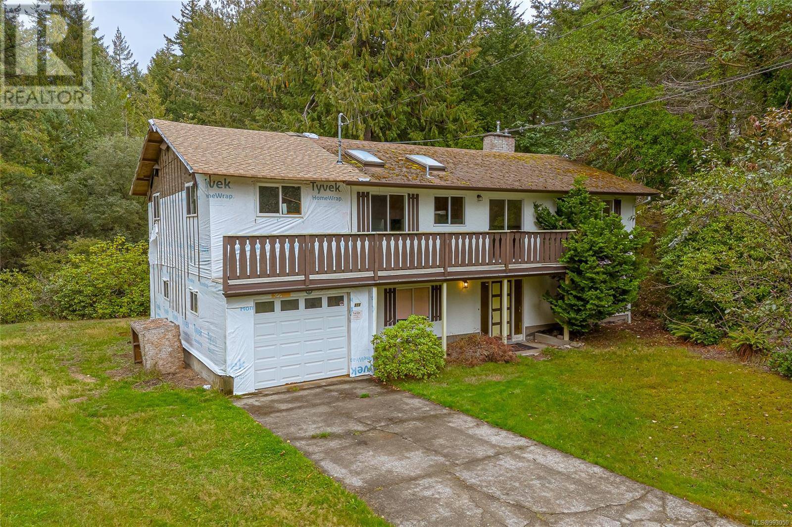 Langford, BC V9C3X2,818 Stanehill Pl