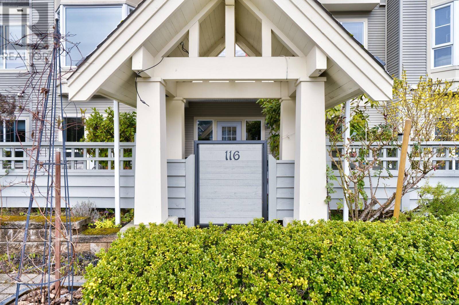 Nanaimo, BC V9T6K1,5620 Edgewater LN #116