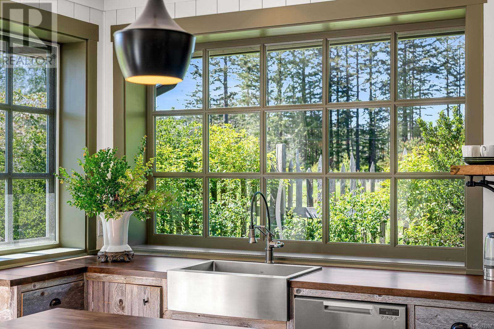 Hornby Island, BC V0R1Z0,1760 Ostby Rd