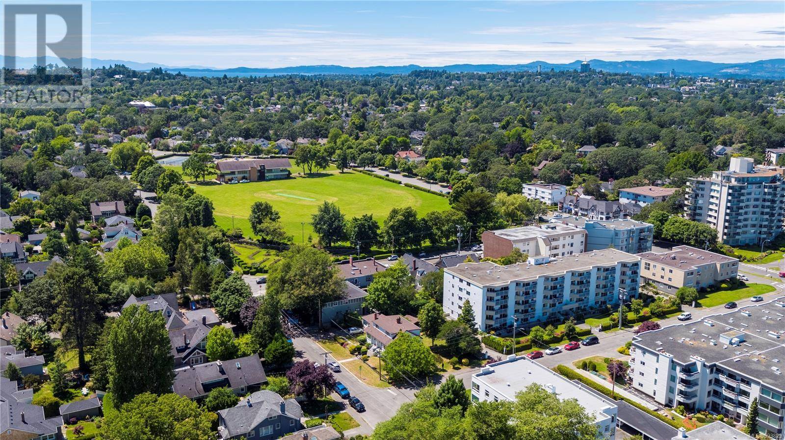 Oak Bay, BC V8S3B8,2634/2636 Currie Rd