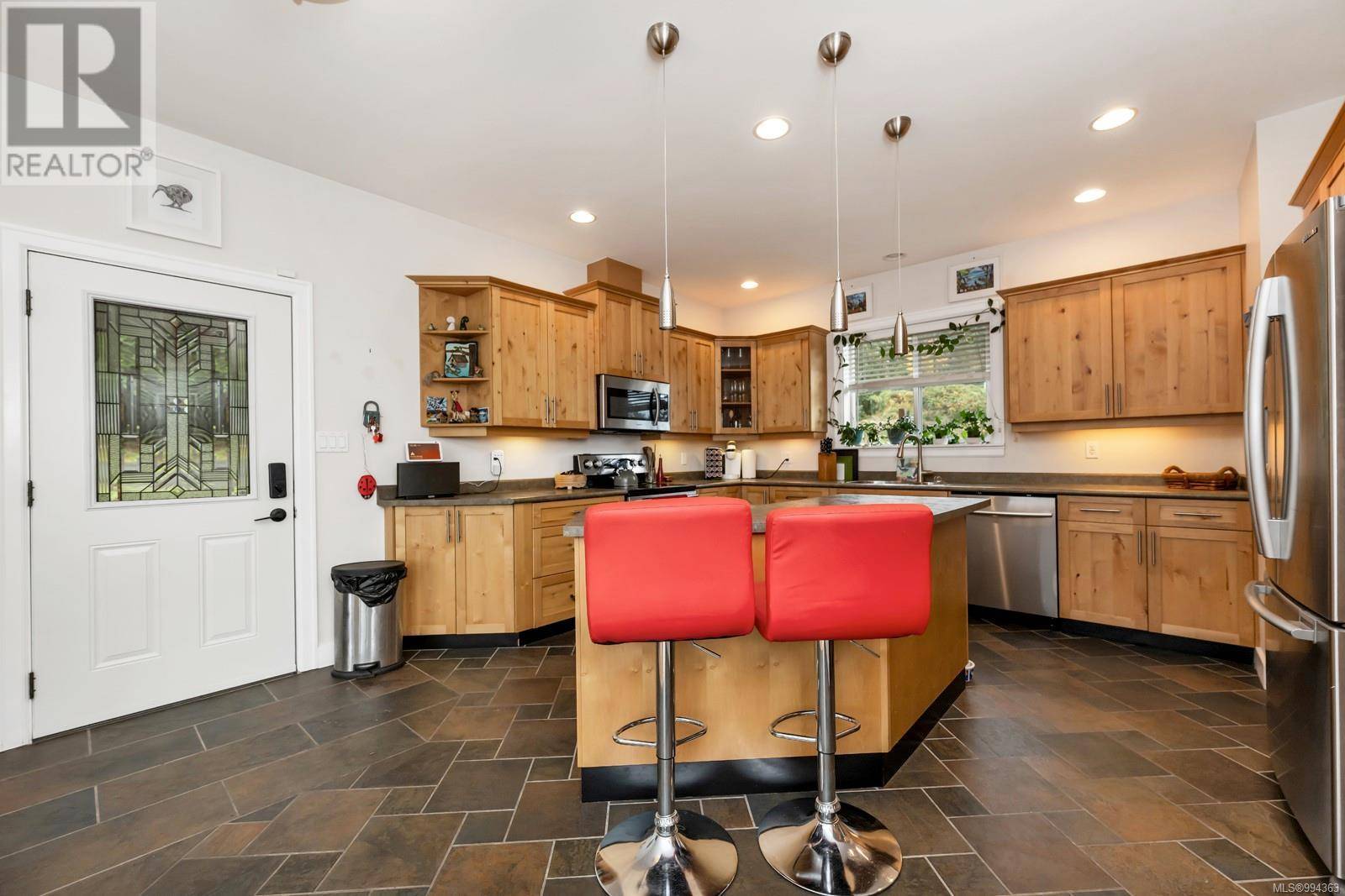 Crofton, BC V0R1R0,1735 Robert St