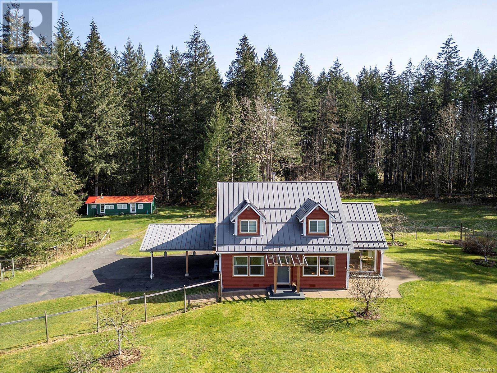 Black Creek, BC V9J1G5,7792 Island Hwy N