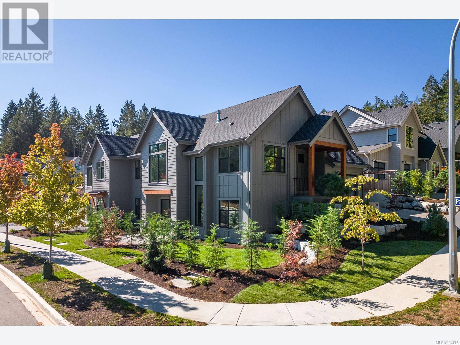 Nanaimo, BC V9R5P5,702A FERN RIDGE Pl