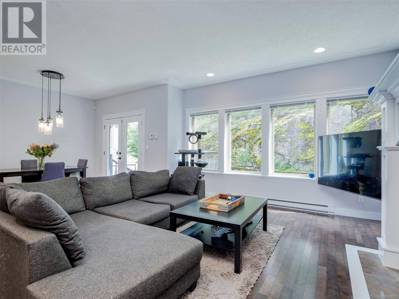 Langford, BC V9B6X5,2119 Nicklaus Dr