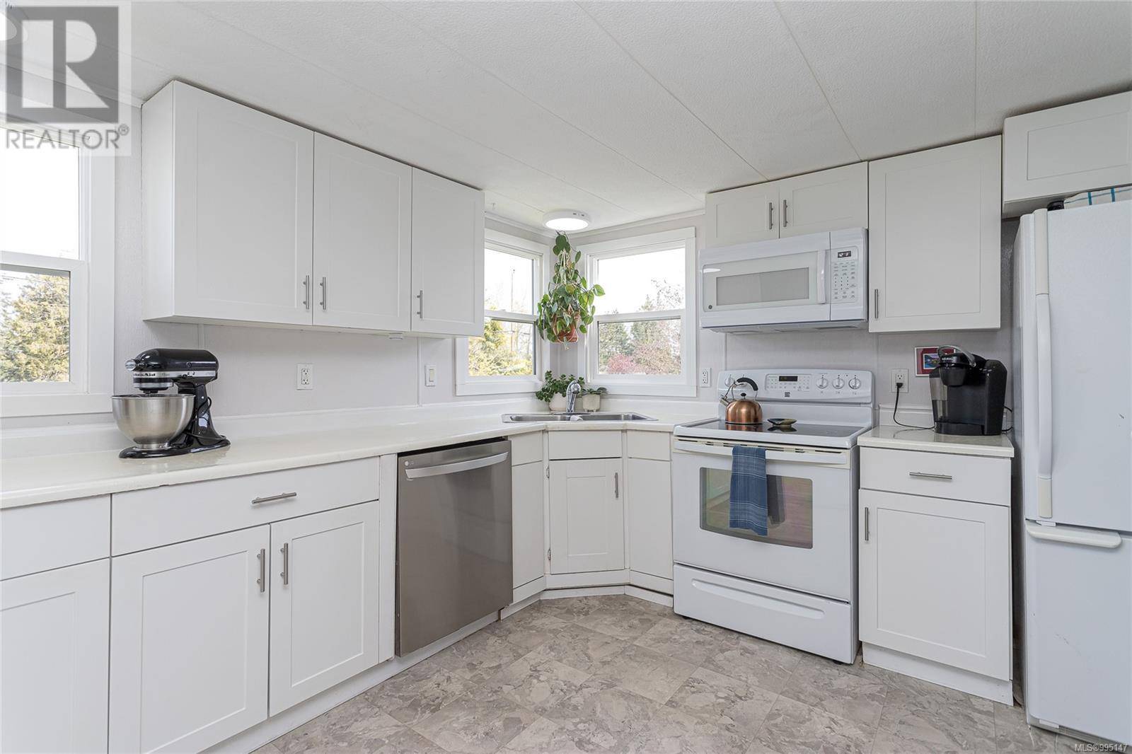 Parksville, BC V9P2A6,924 Kasba Cir