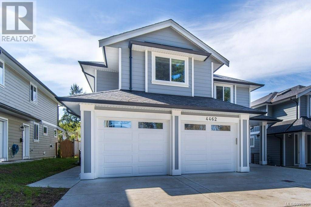 Saanich, BC V8N3S1,4462 Tyndall Ave