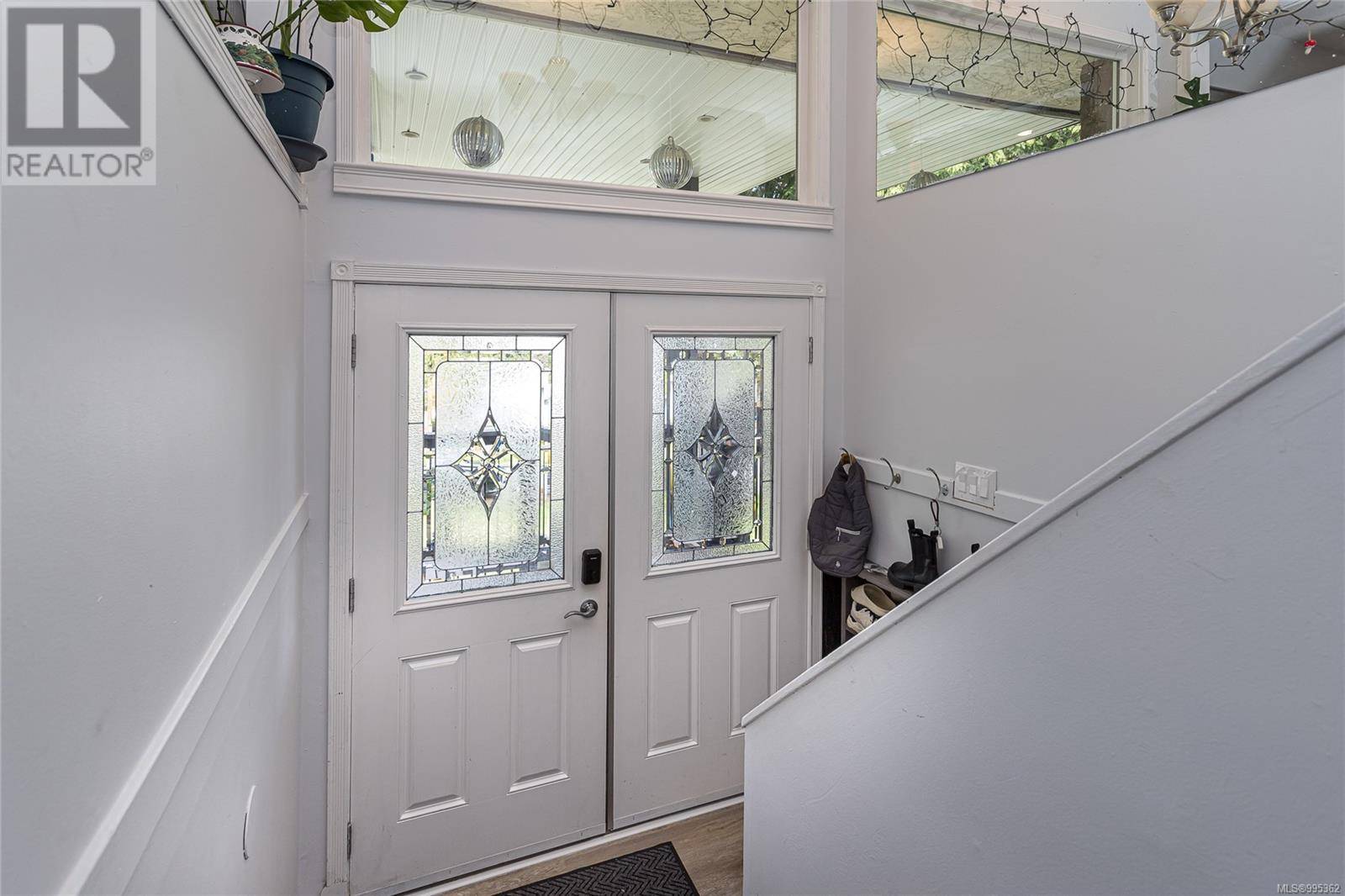 Nanaimo, BC V9V1G6,5531 Oceanview Terr